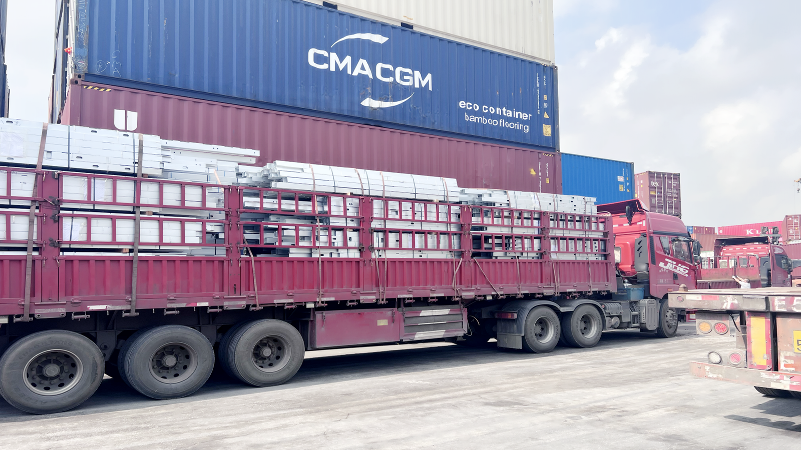light steel framing production and export packing at Halcyon factory